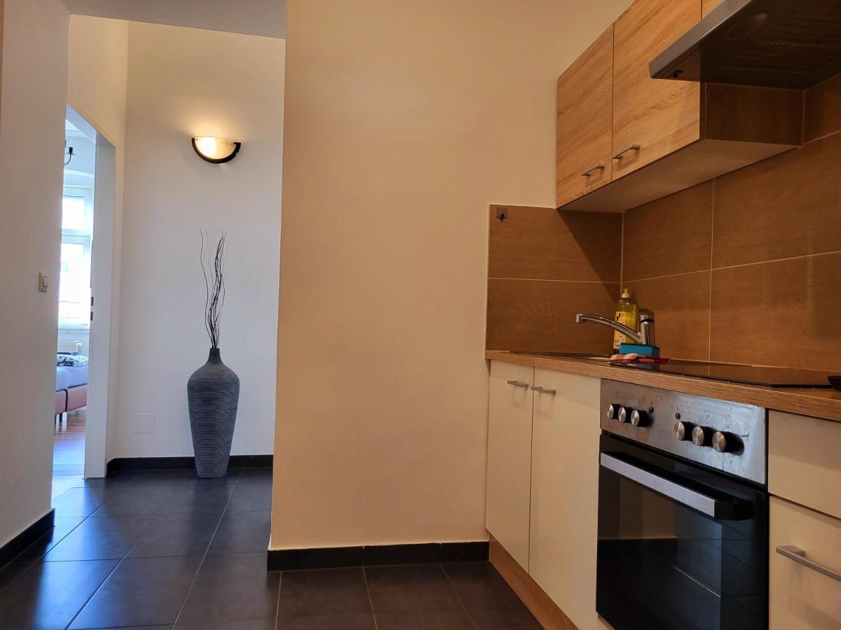 Apartment Schweglerstrasse - Near Stadthalle Wien Eksteriør billede