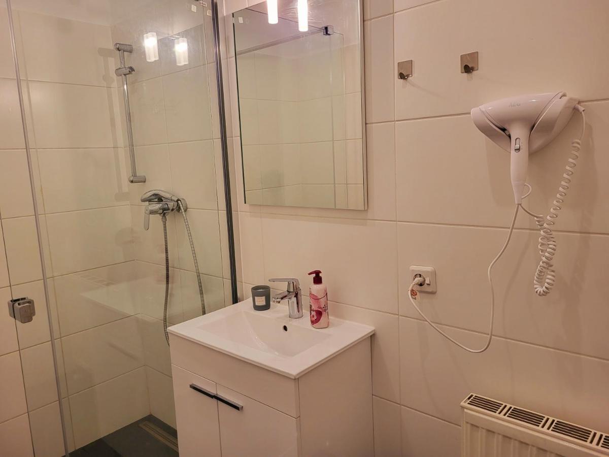 Apartment Schweglerstrasse - Near Stadthalle Wien Eksteriør billede